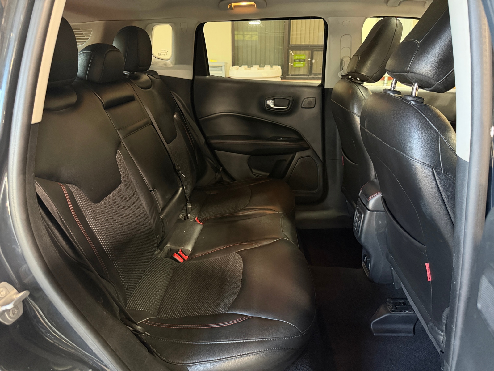 Thumbnail: 2018 Jeep Compass - 6