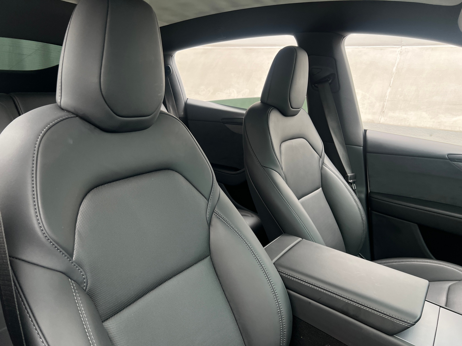 Thumbnail: 2026 Tesla Model Y - 2