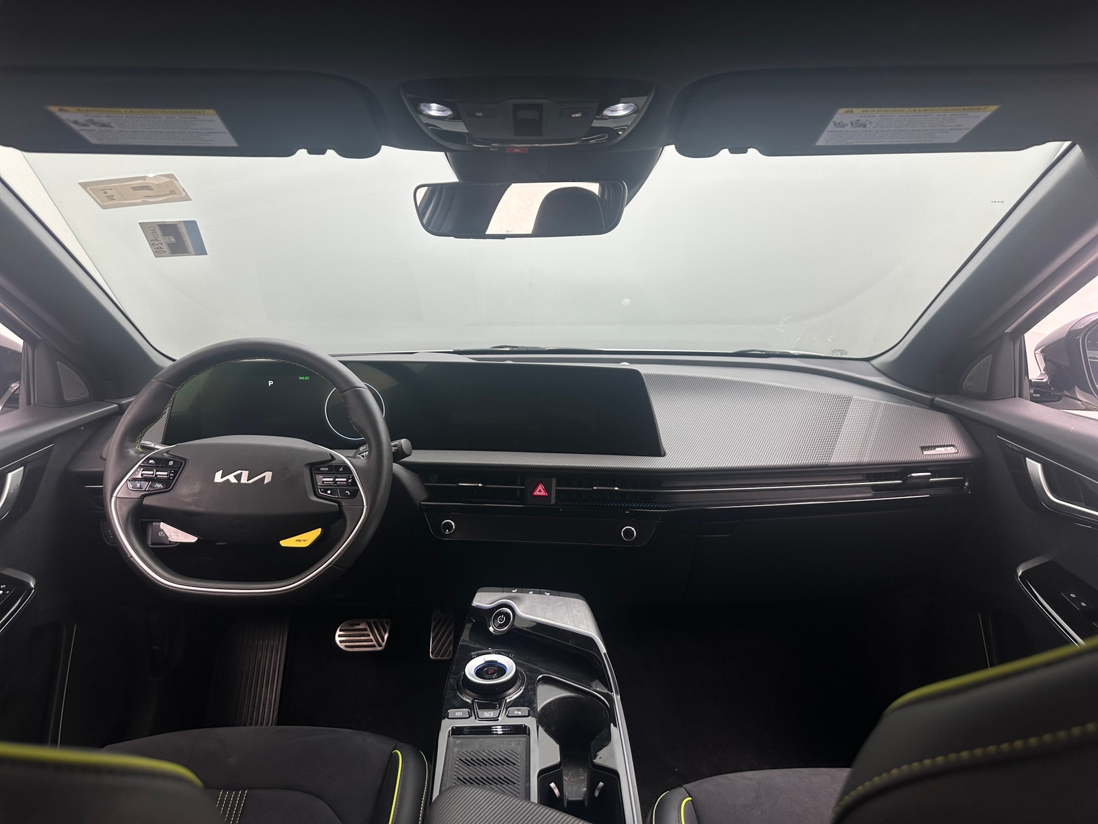Thumbnail: 2023 Kia EV6 - 2