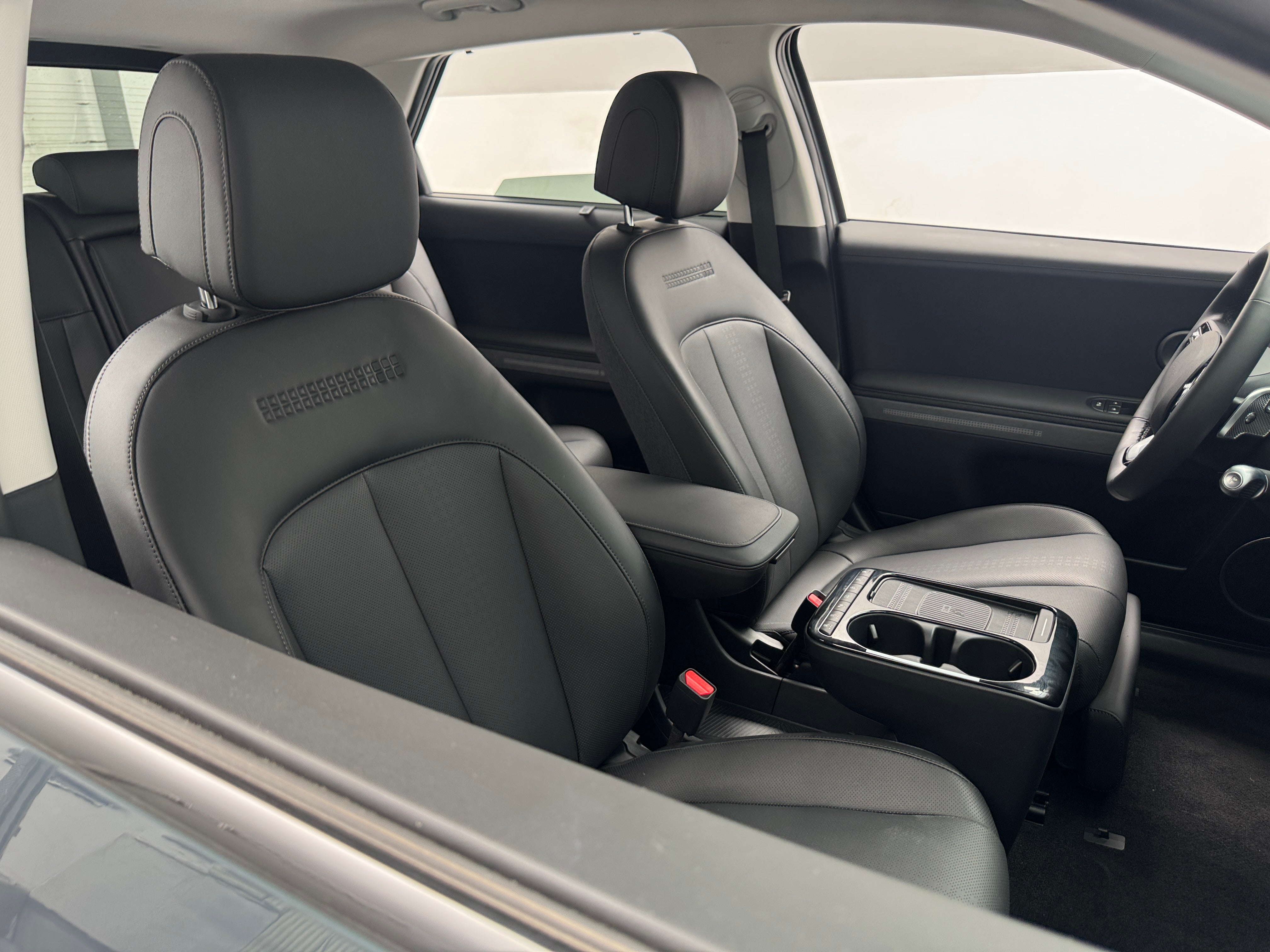 Used 2026 Hyundai IONIQ 5 Limited with VIN 7YAKR4DA1TY049263 for sale in Auburn, WA