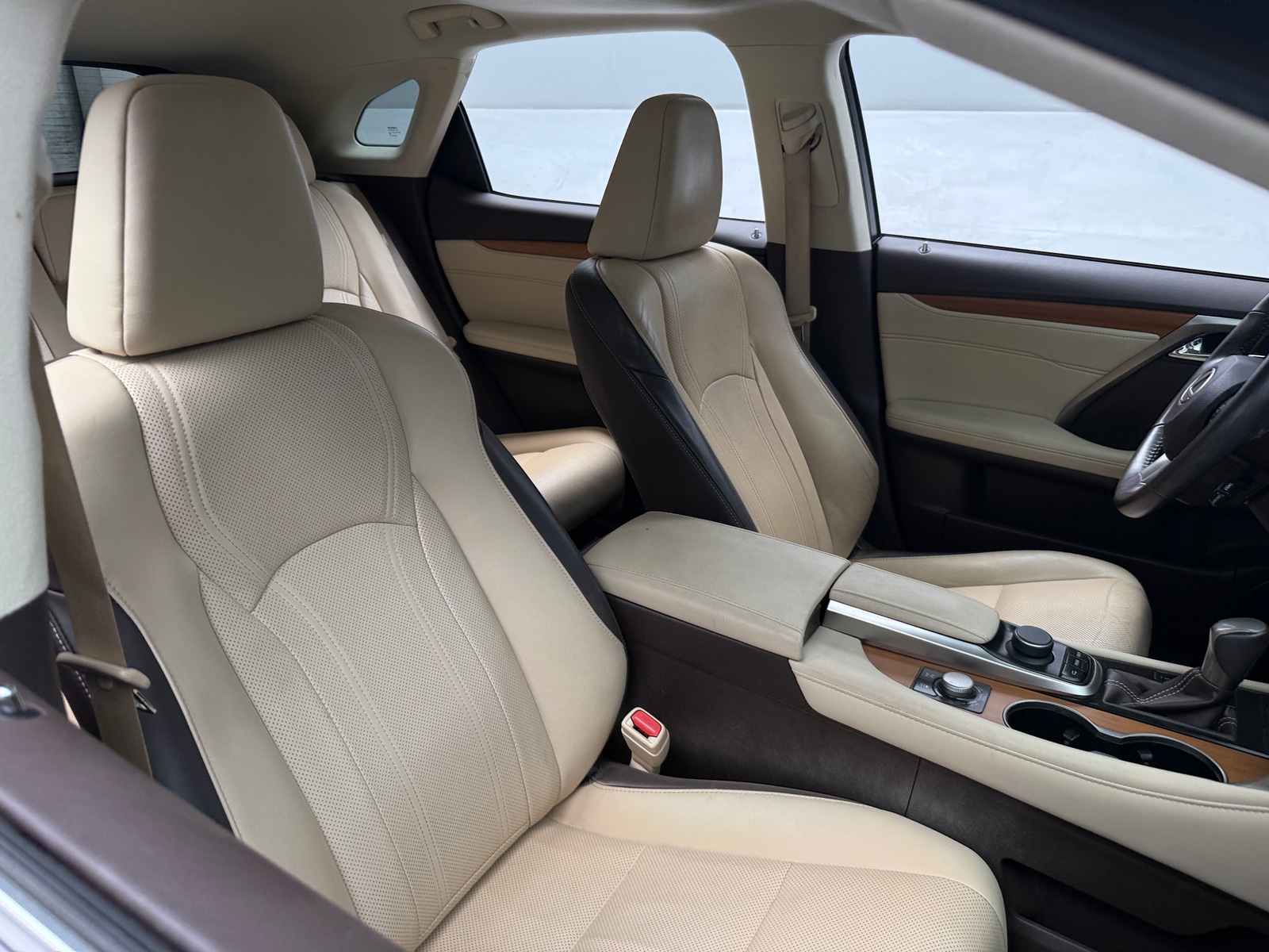 Thumbnail: 2016 Lexus RX - 2