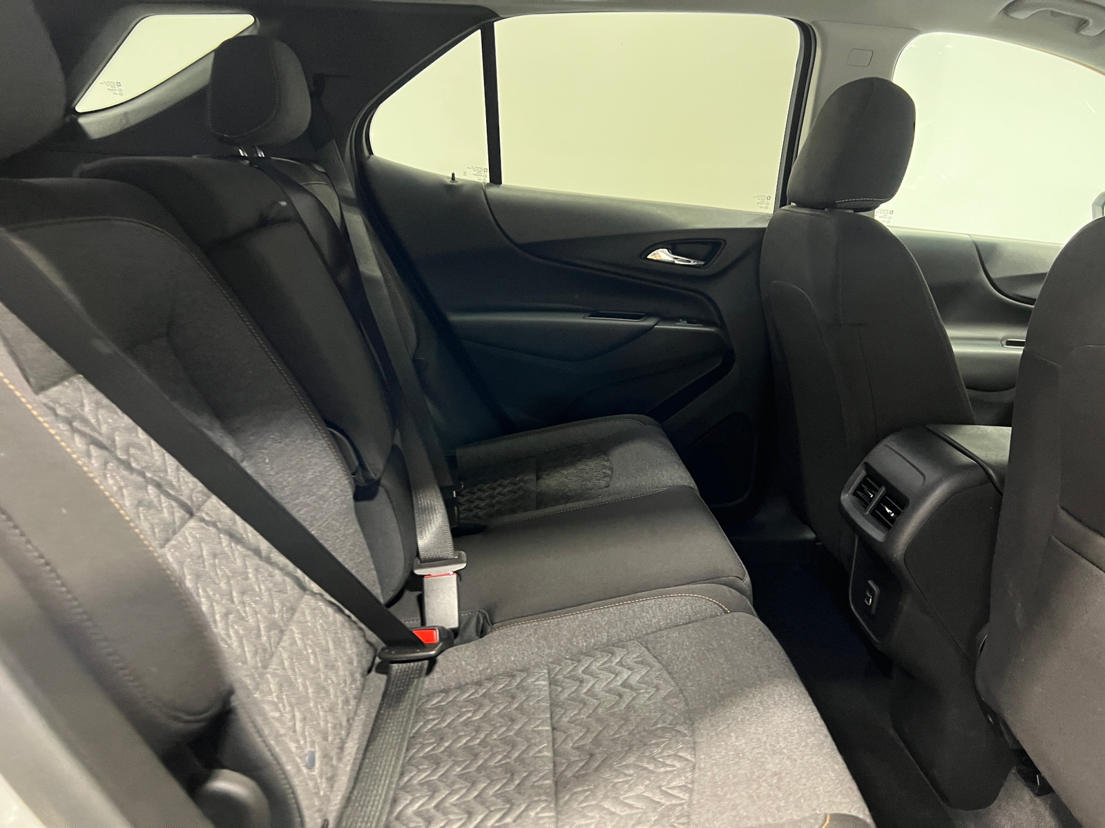 Thumbnail: 2022 Chevrolet Equinox - 6