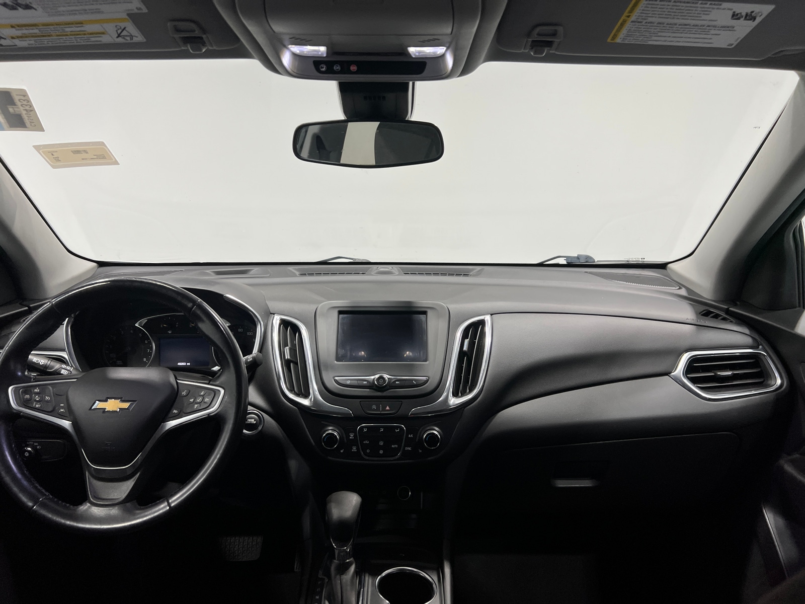 Thumbnail: 2022 Chevrolet Equinox - 3