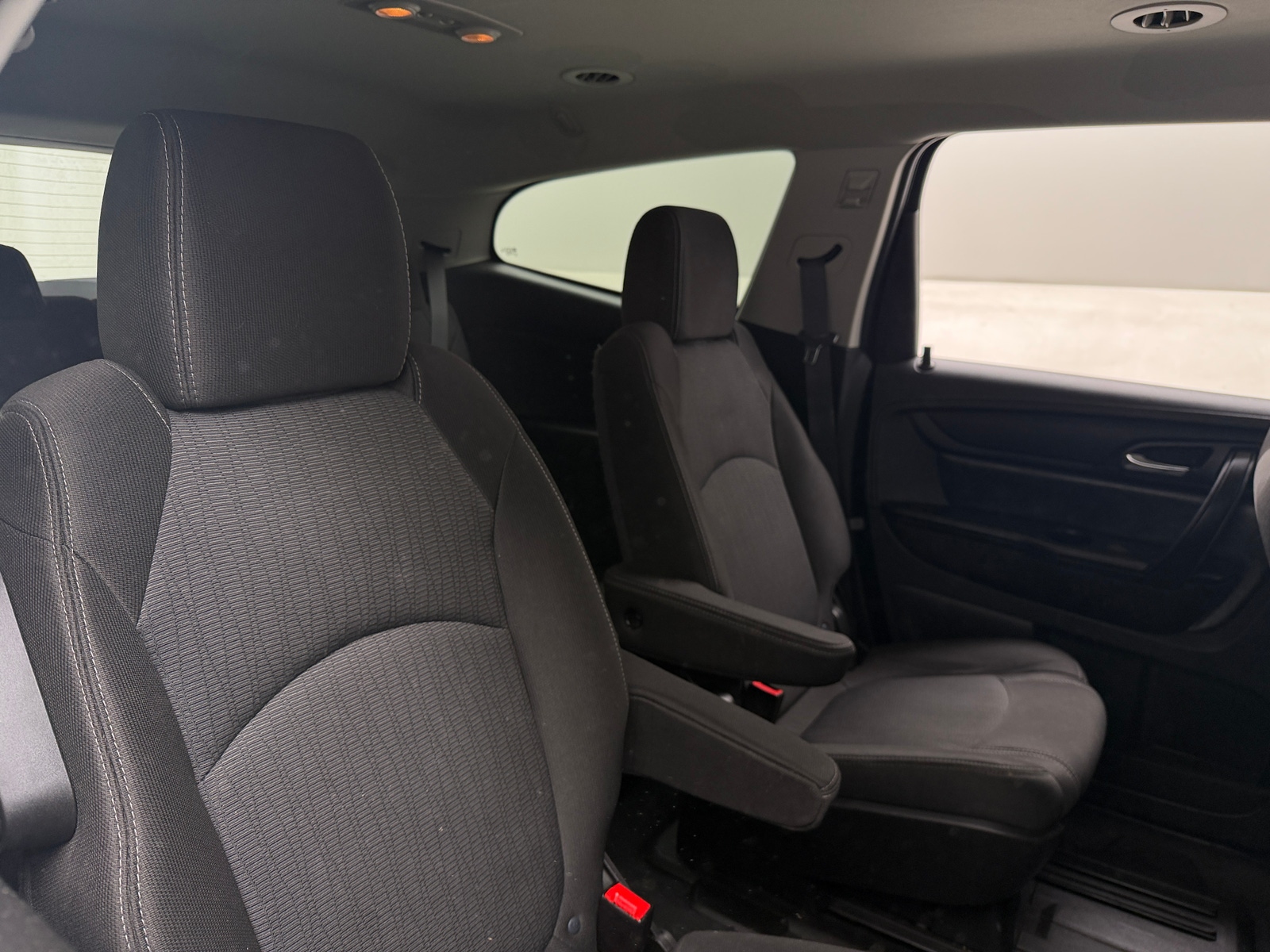Thumbnail: 2017 Chevrolet Traverse - 6