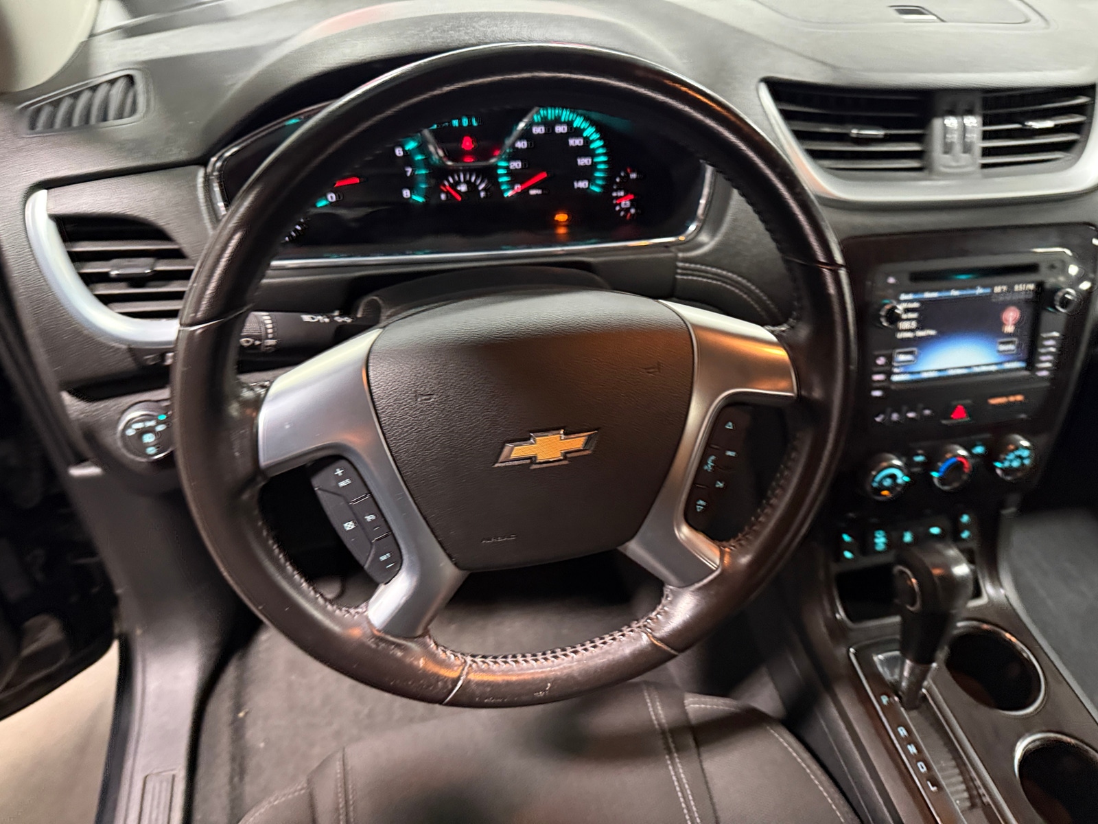 Thumbnail: 2017 Chevrolet Traverse - 5