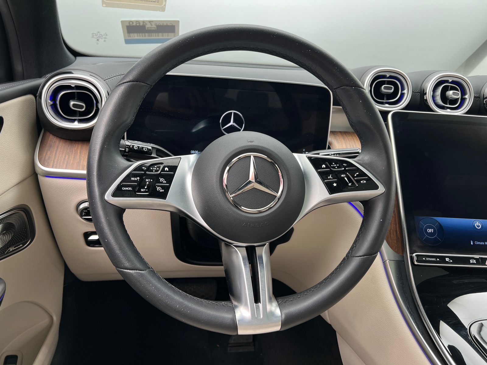 Thumbnail: 2023 Mercedes-Benz GLC - 4