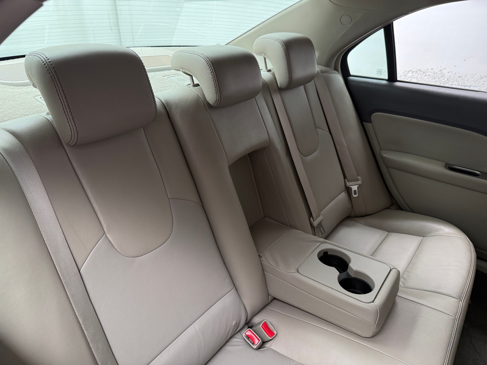 Thumbnail: 2010 Ford Fusion - 5