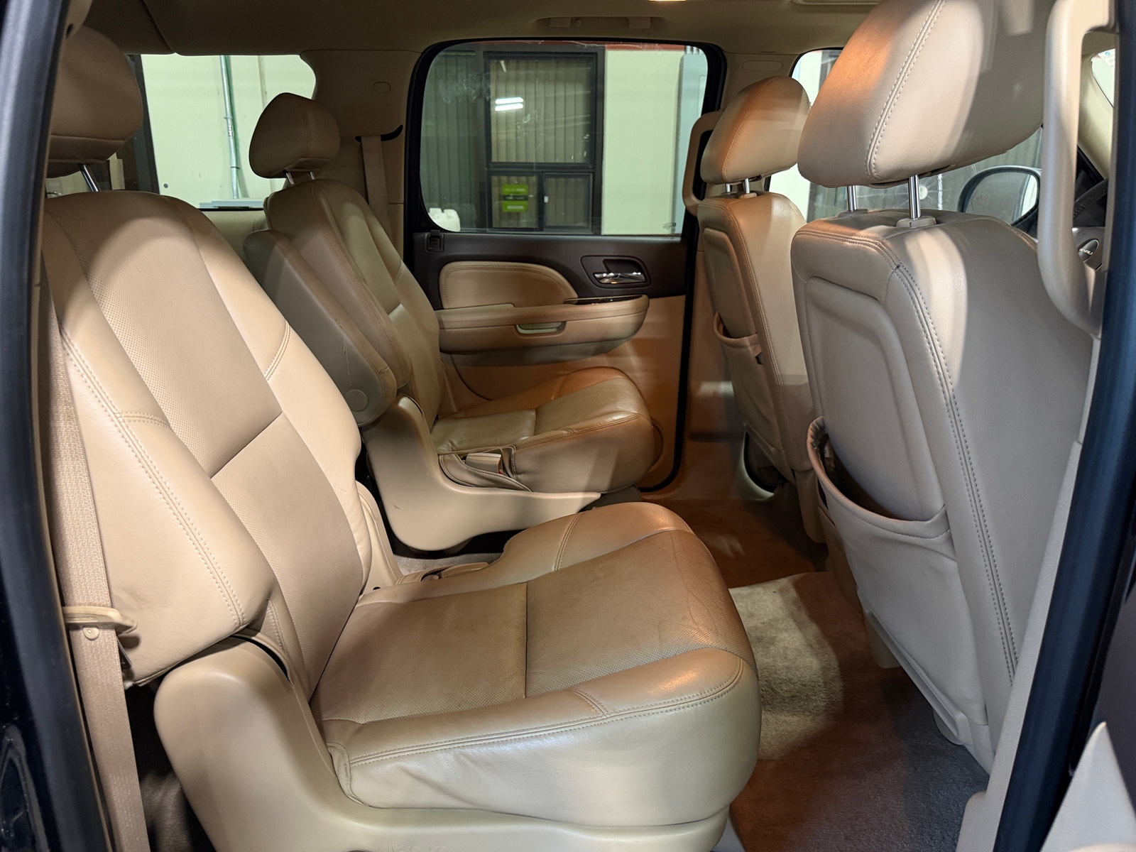 Thumbnail: 2010 GMC Yukon XL - 5