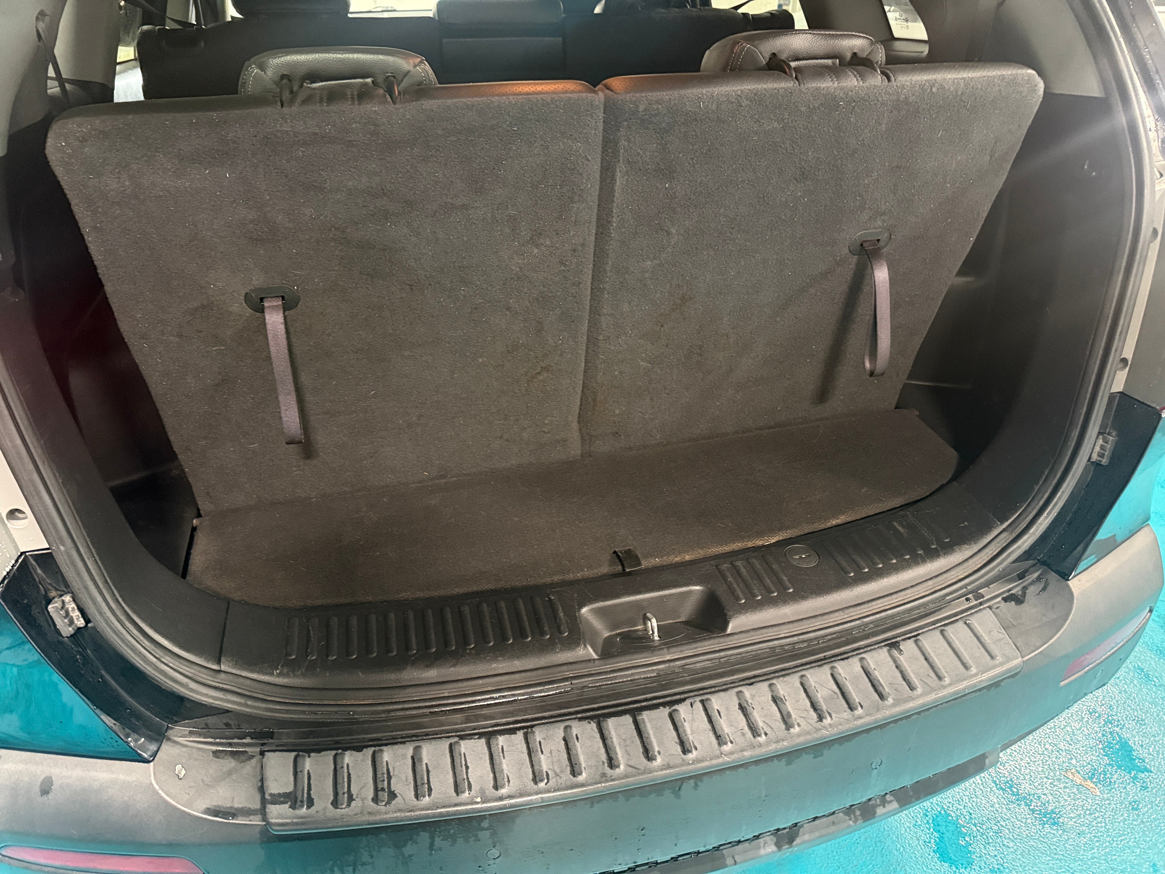 Used 2013 Kia Sorento EX with VIN 5XYKUDA6XDG343566 for sale in Pewaukee, WI