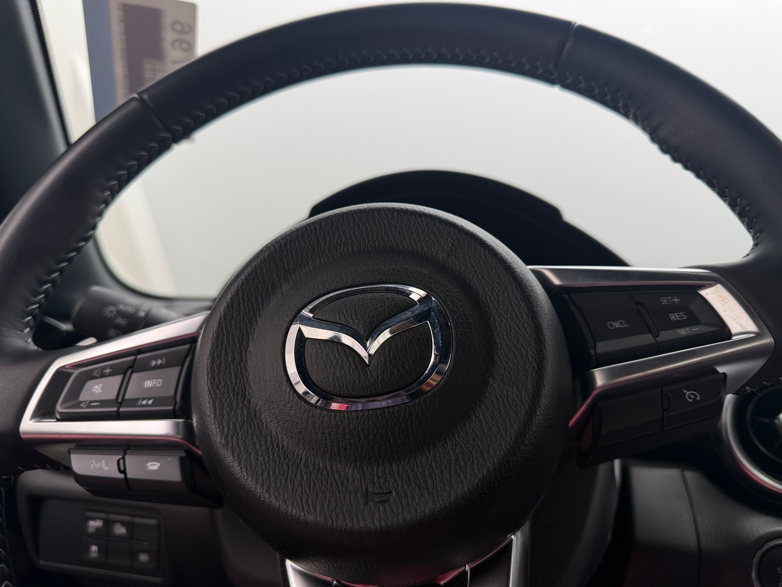 Thumbnail: 2024 Mazda MX-5 Miata - 4