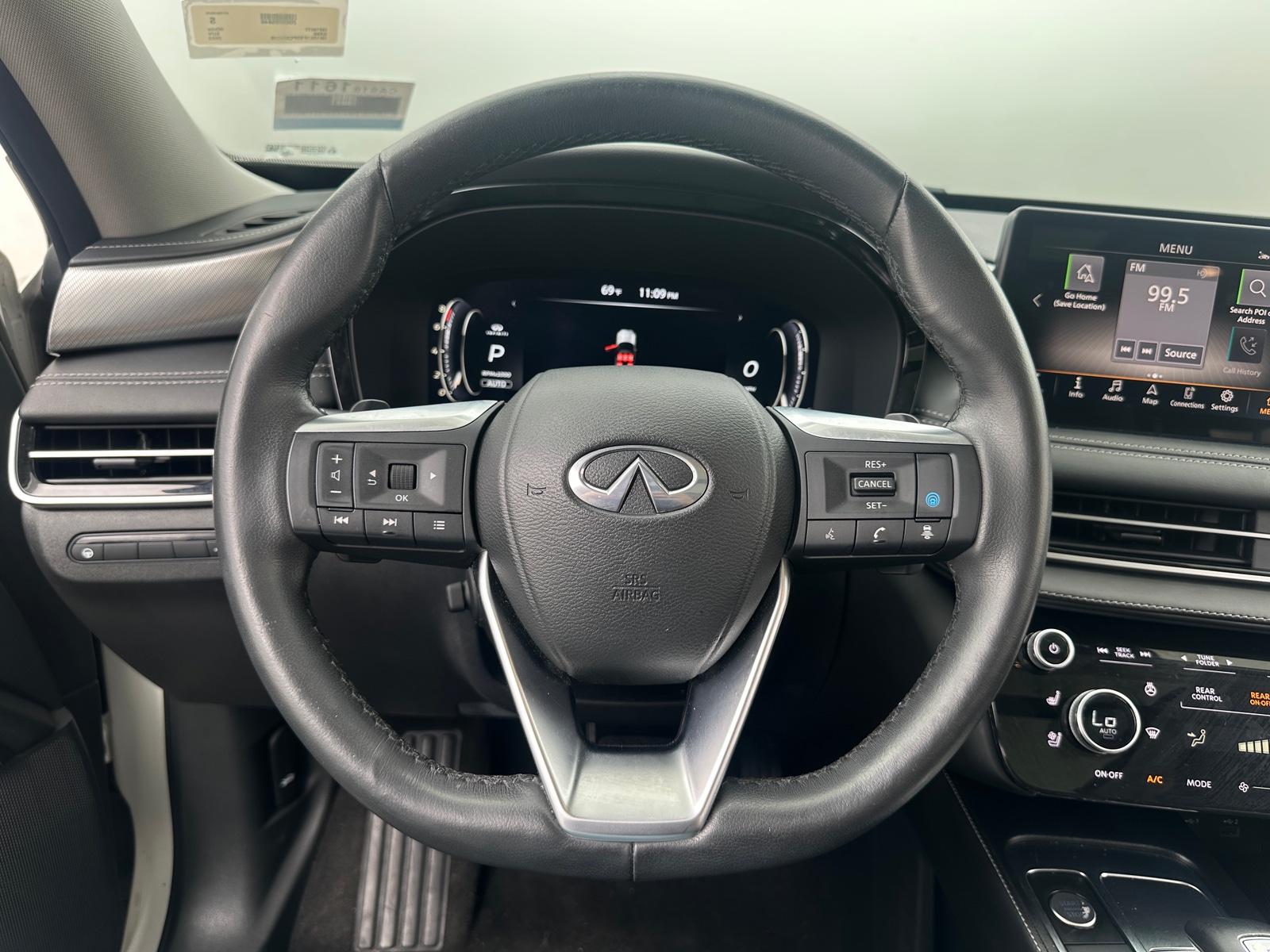 Thumbnail: 2023 INFINITI QX60 - 4