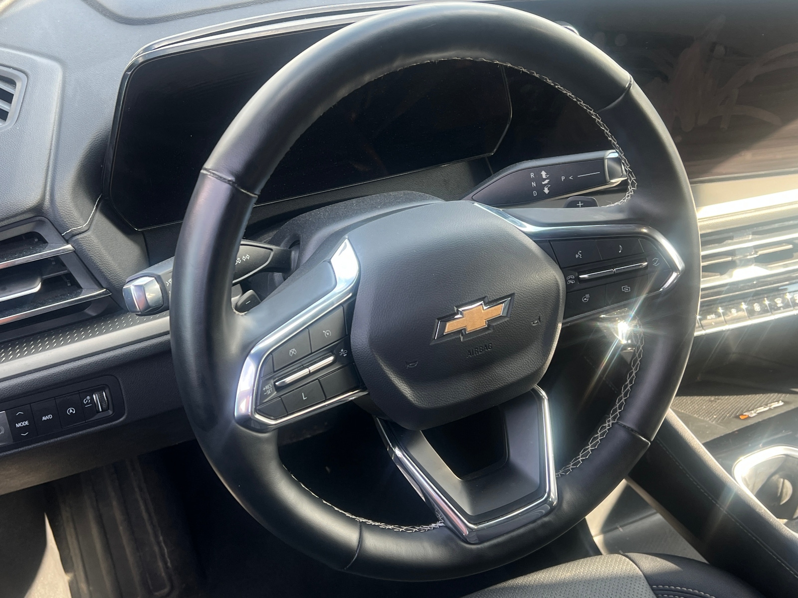 Thumbnail: 2025 Chevrolet Traverse - 4