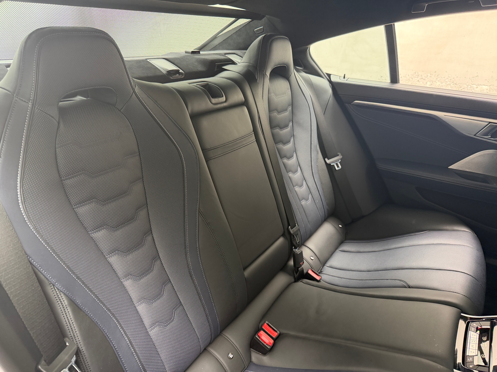 Thumbnail: 2021 BMW 8 Series - 5