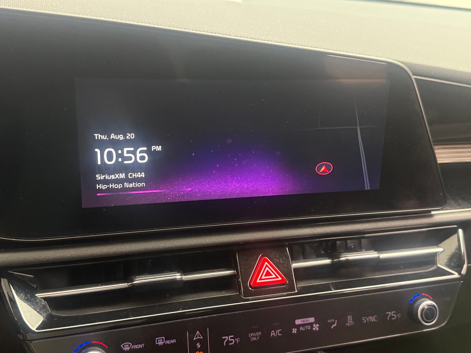 Thumbnail: 2023 Kia Niro - 3