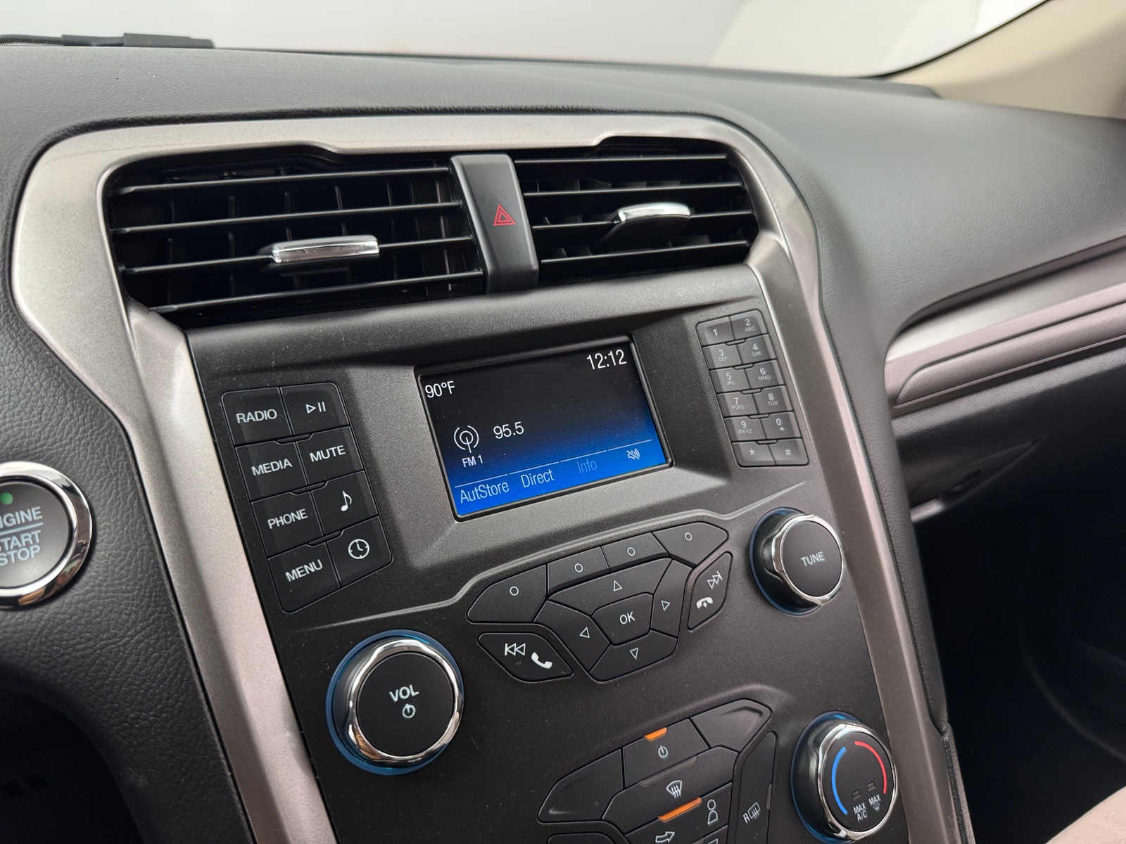 Thumbnail: 2019 Ford Fusion - 4