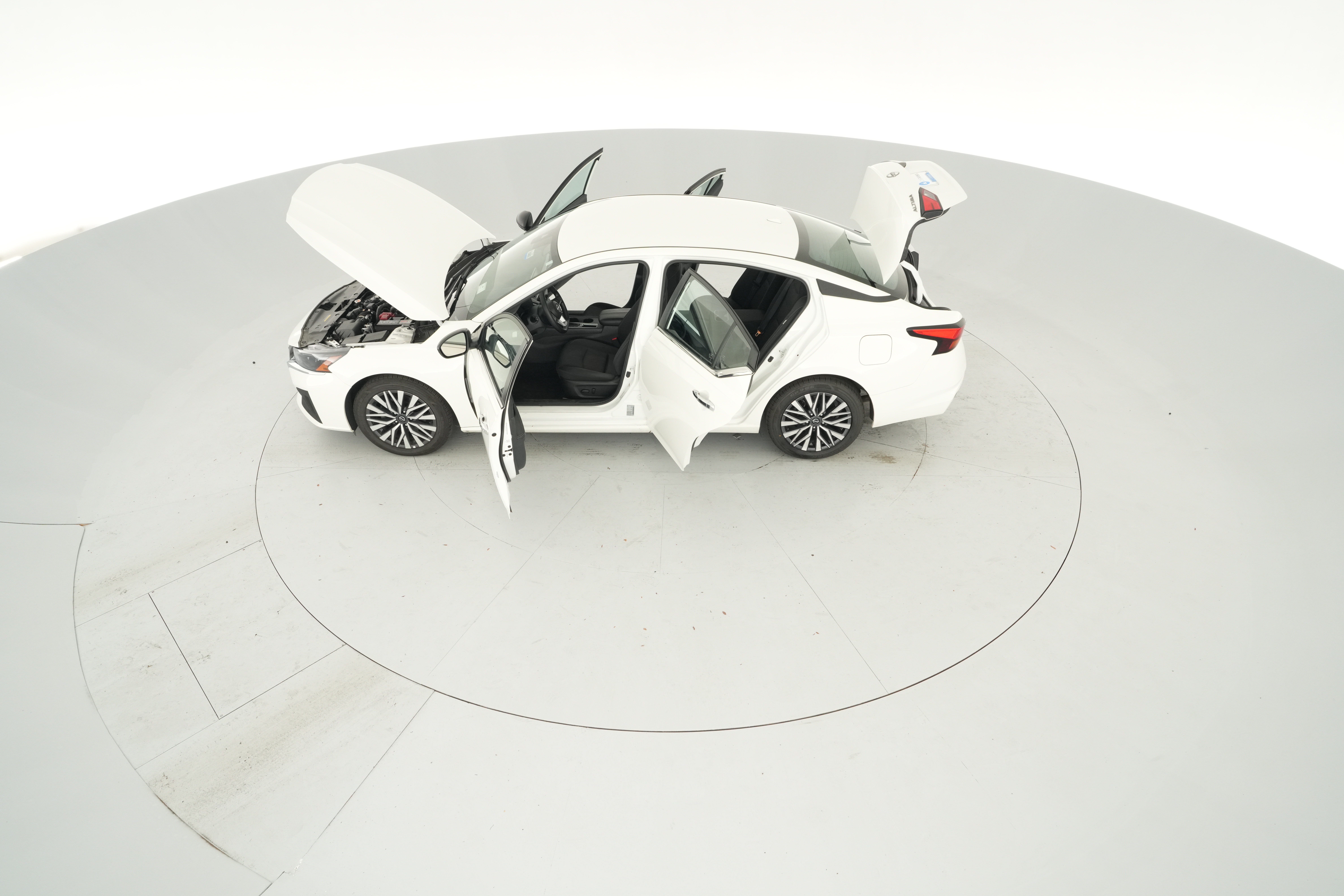 2025 Nissan Altima SV - Photo 23