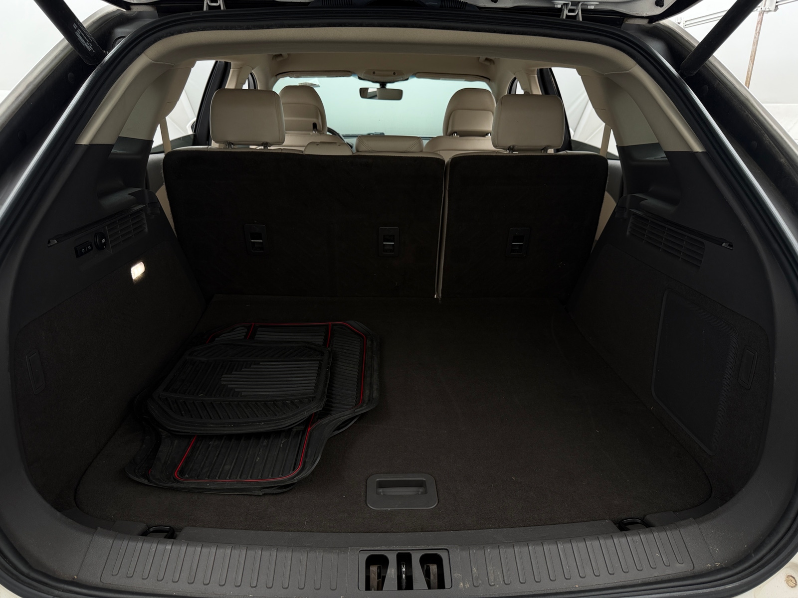 Thumbnail: 2019 Lincoln Nautilus - 6