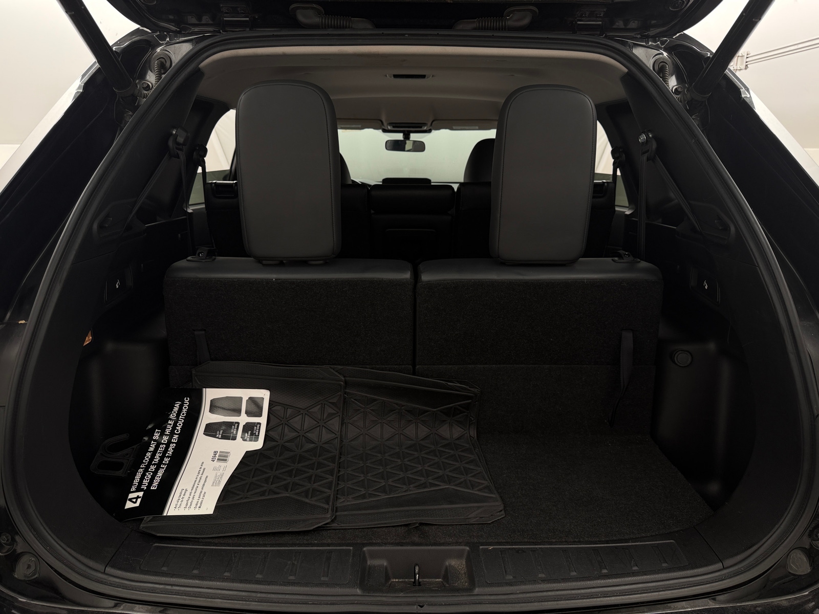 Thumbnail: 2024 Mitsubishi Outlander - 6