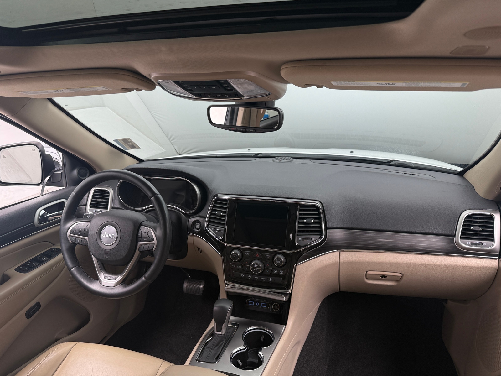 Thumbnail: 2022 Jeep Grand Cherokee - 2