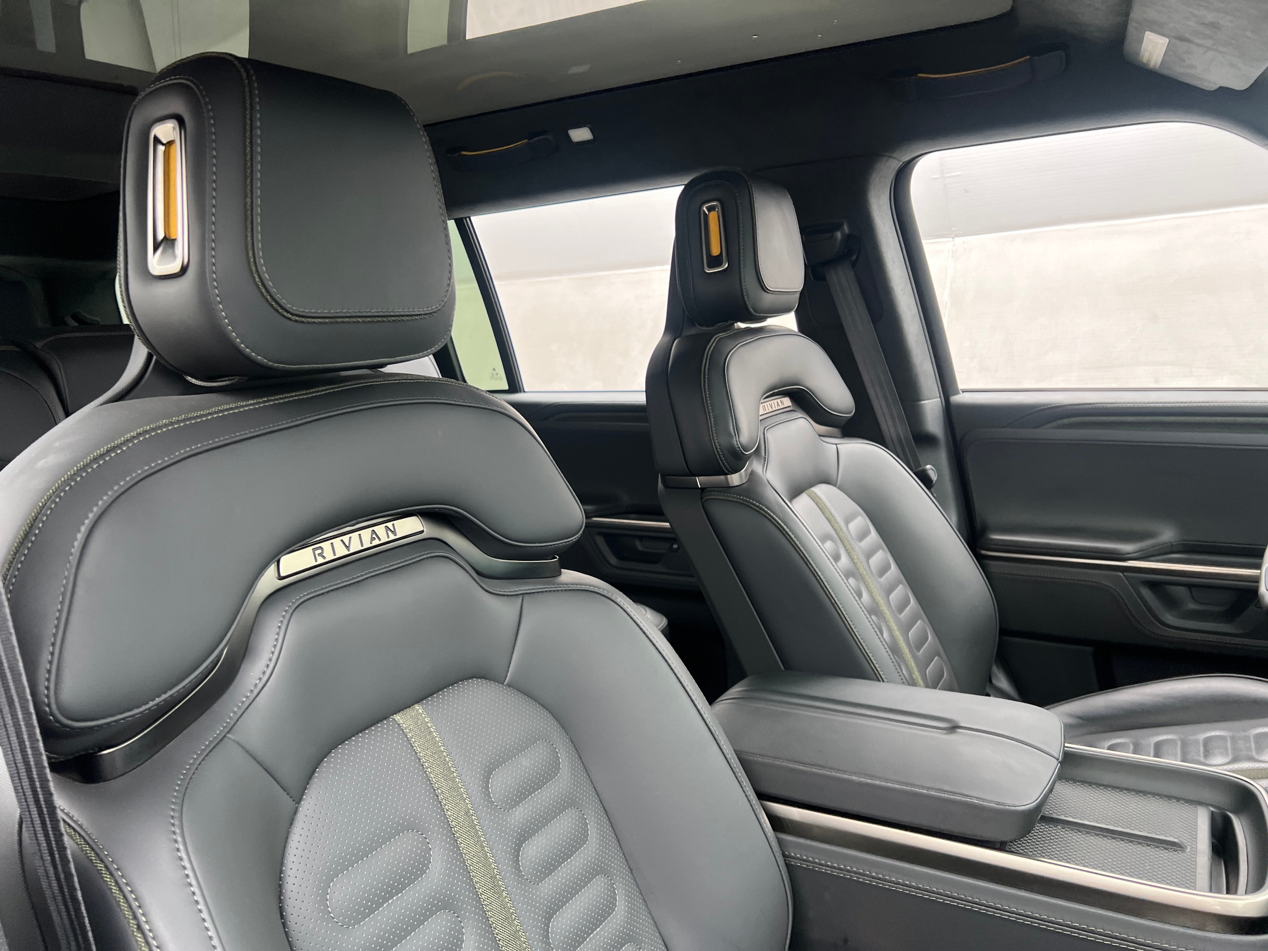 Used 2025 Rivian R1S Adventure with VIN 7PDSGBBA0SN049011 for sale in Pewaukee, WI