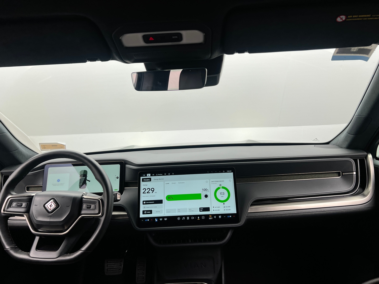Thumbnail: 2025 Rivian R1S - 2