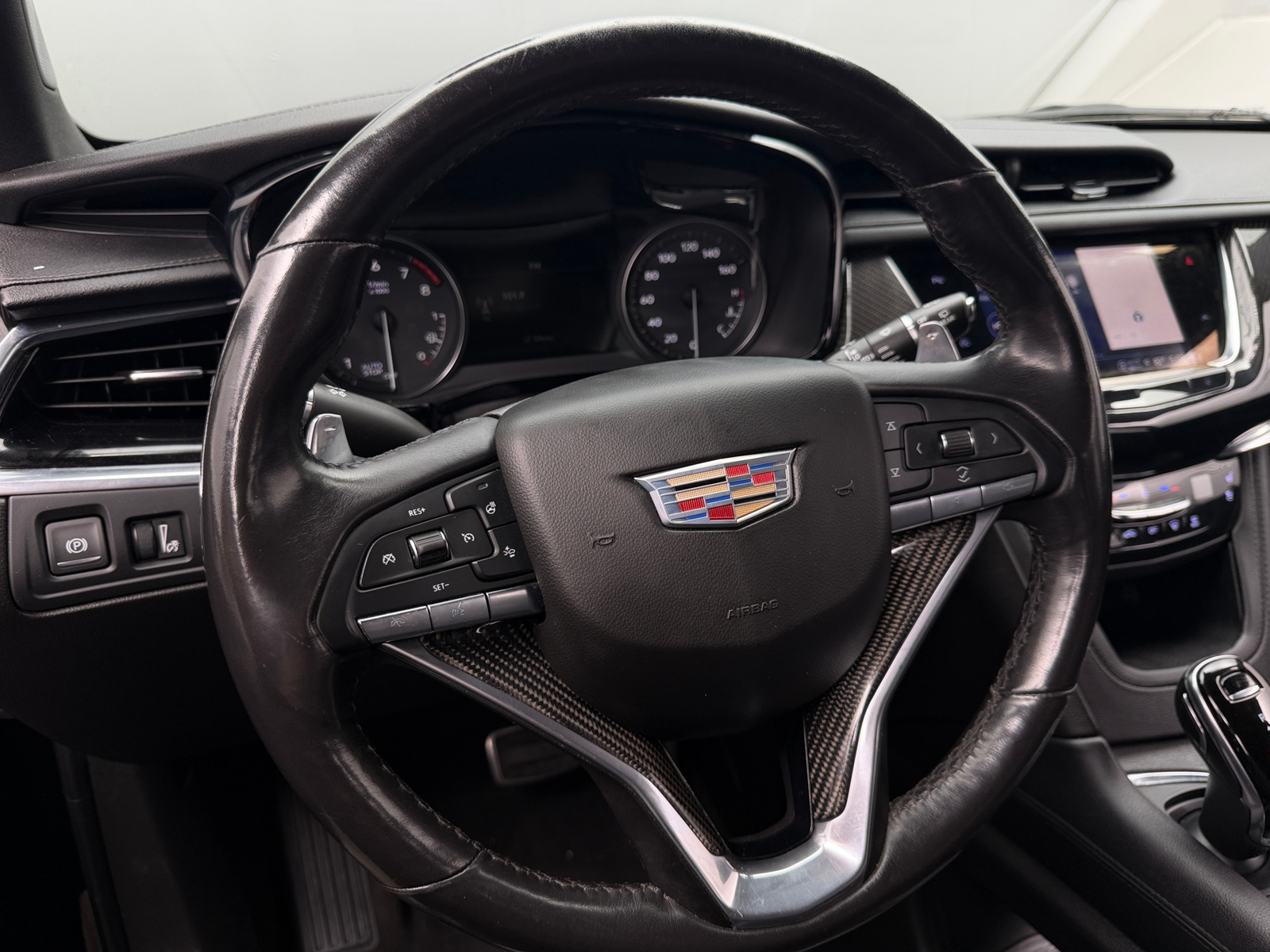 Thumbnail: 2021 Cadillac XT6 - 4