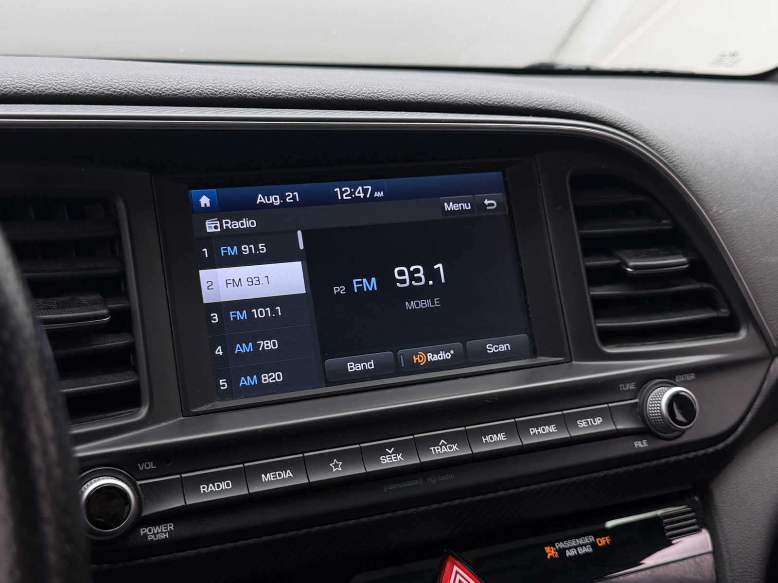 Thumbnail: 2020 Hyundai Elantra - 3