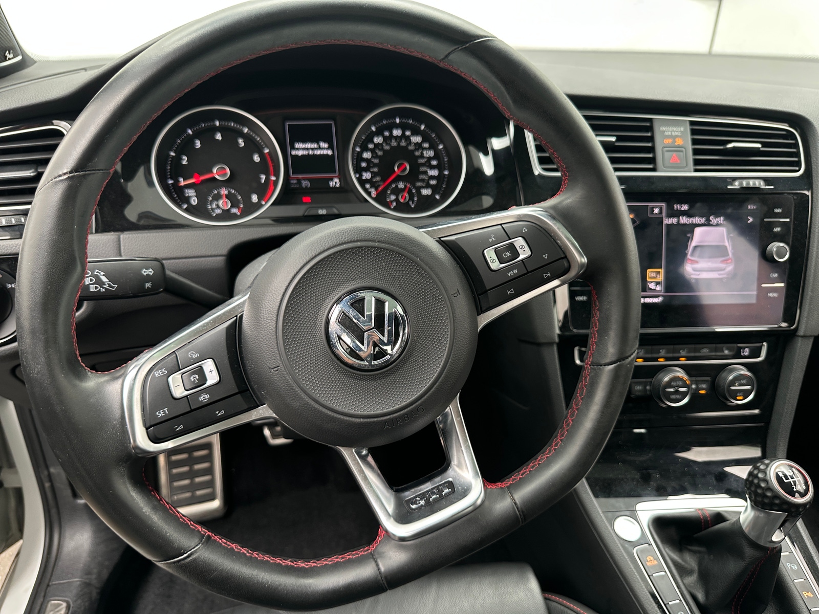 Thumbnail: 2019 Volkswagen Golf - 4