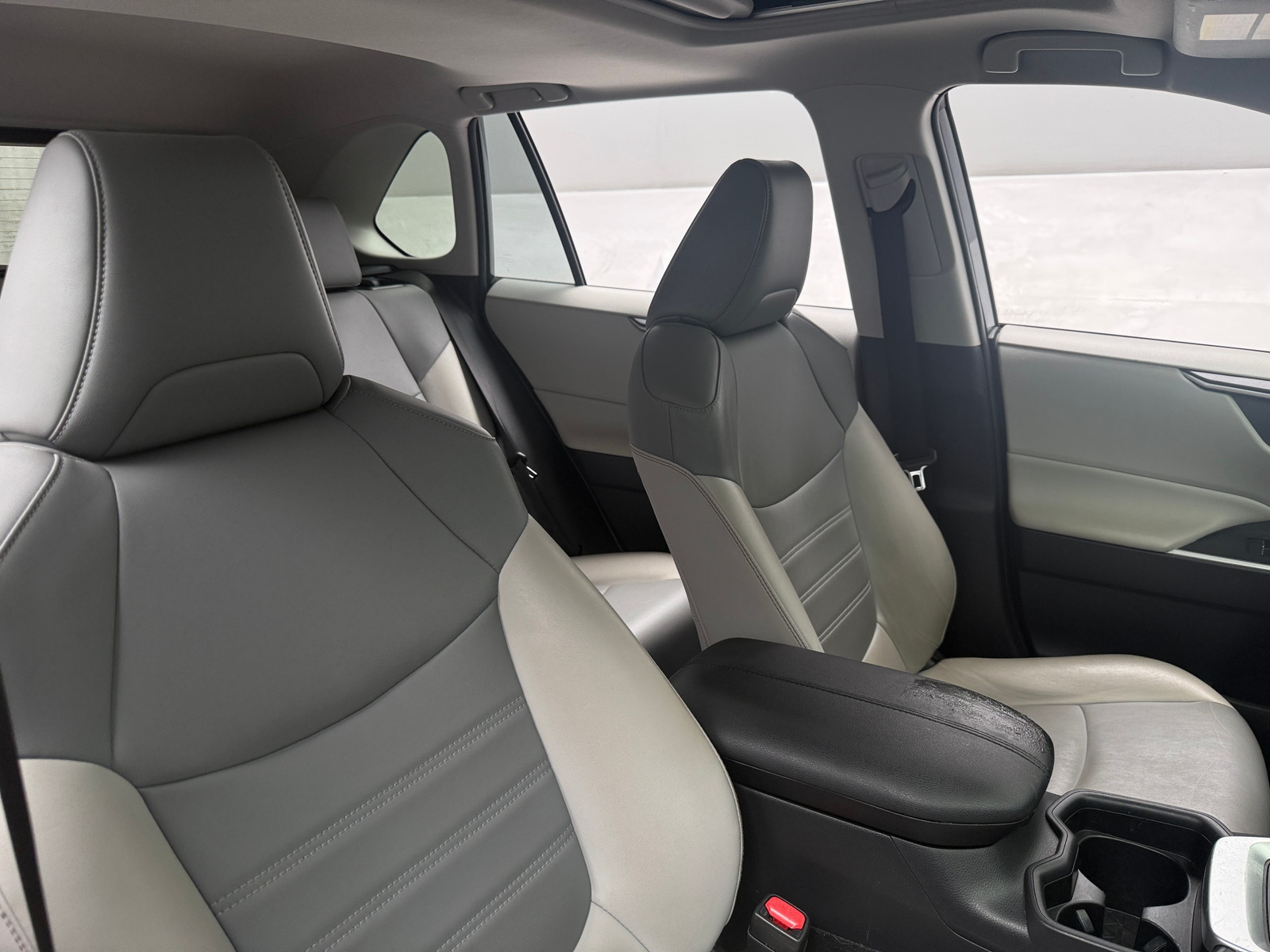 Thumbnail: 2019 Toyota RAV4 - 2