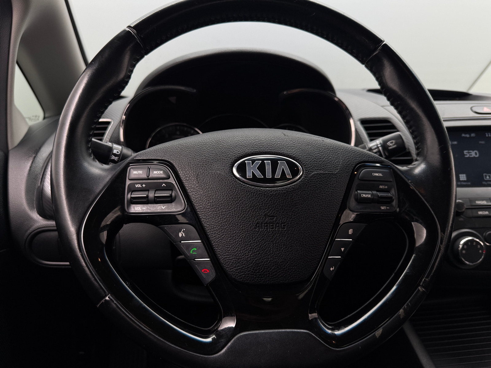 Thumbnail: 2018 Kia Forte - 5