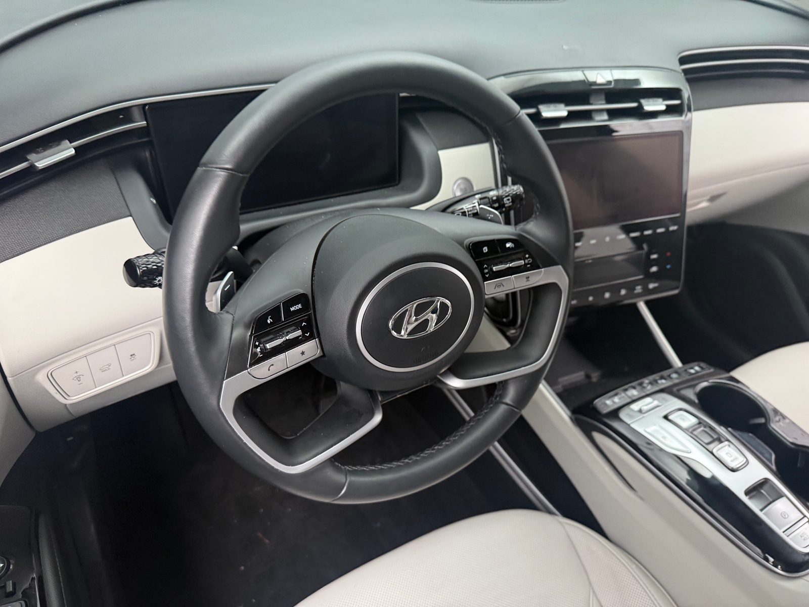 Thumbnail: 2024 Hyundai Tucson - 4
