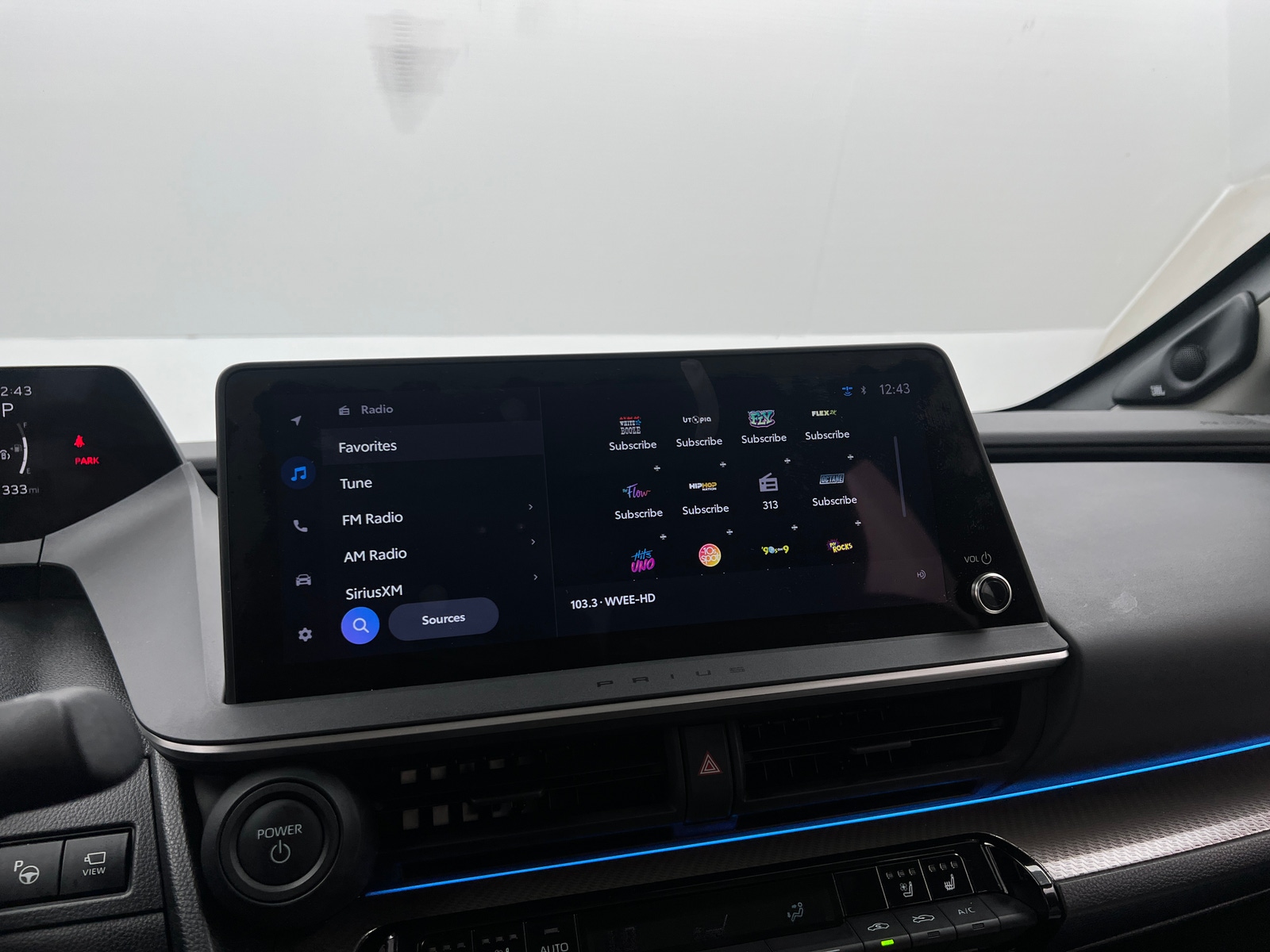 Thumbnail: 2024 Toyota Prius - 3