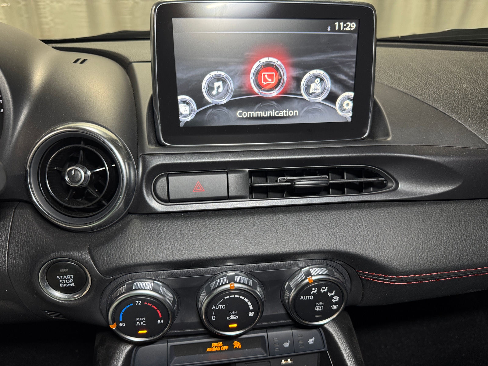 Thumbnail: 2017 Fiat 124 Spider - 3