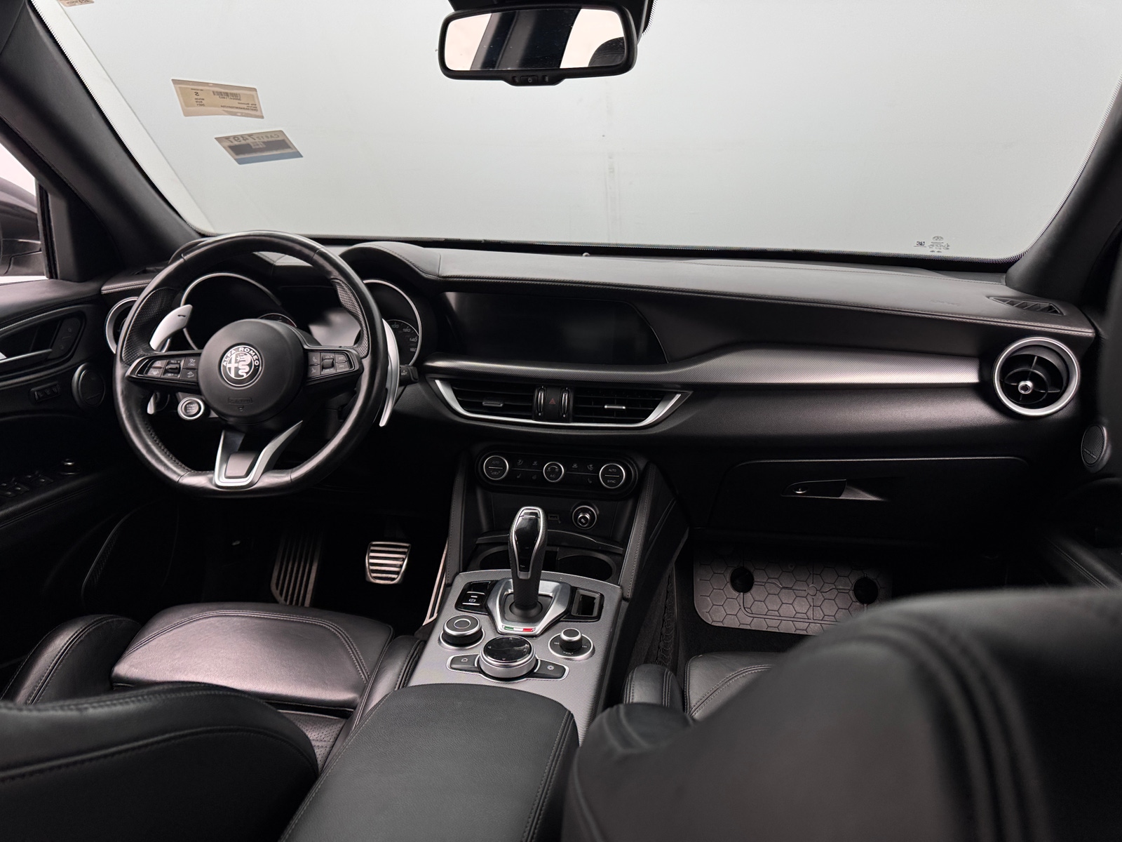 Thumbnail: 2021 Alfa Romeo Stelvio - 2