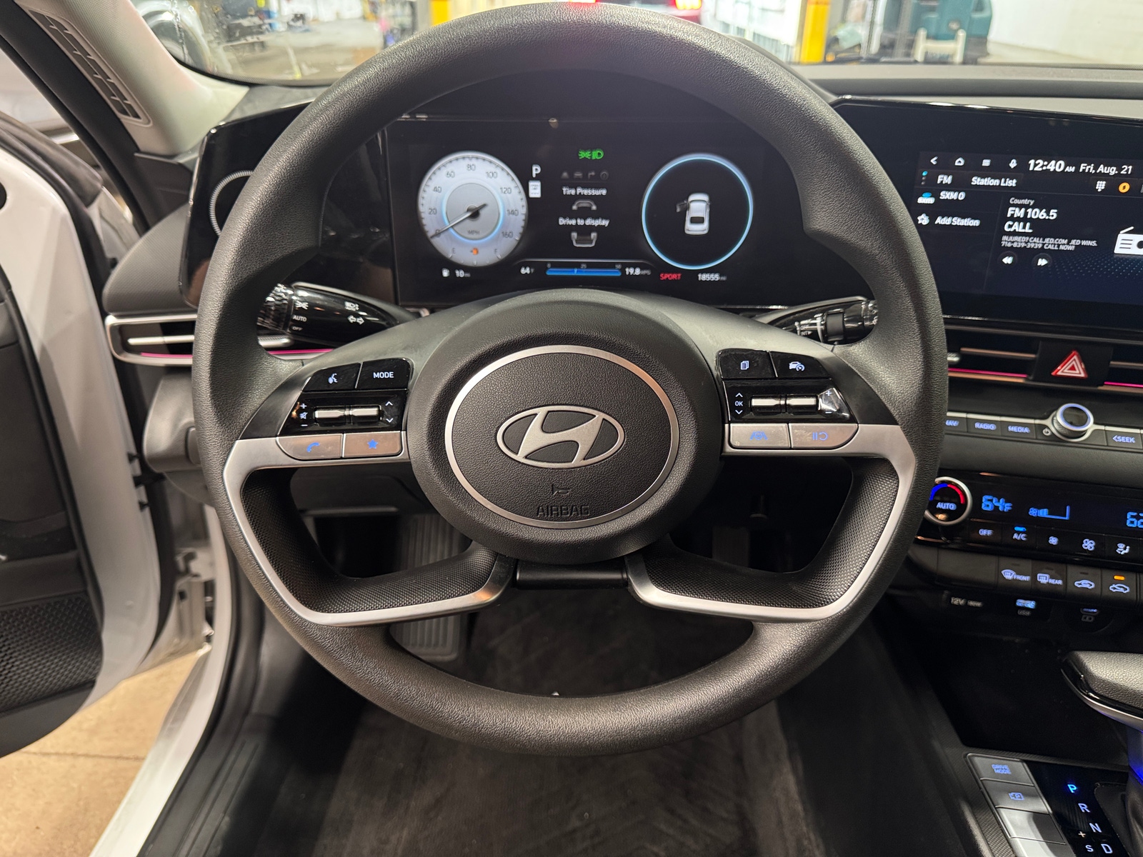 Thumbnail: 2024 Hyundai Elantra - 5