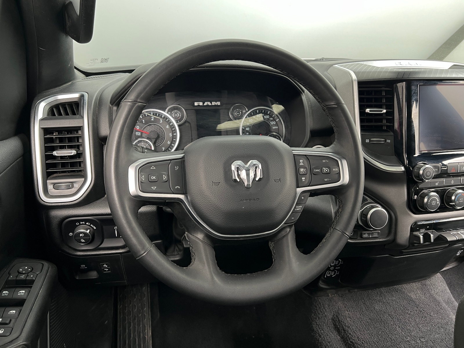Thumbnail: 2025 RAM 1500 - 5