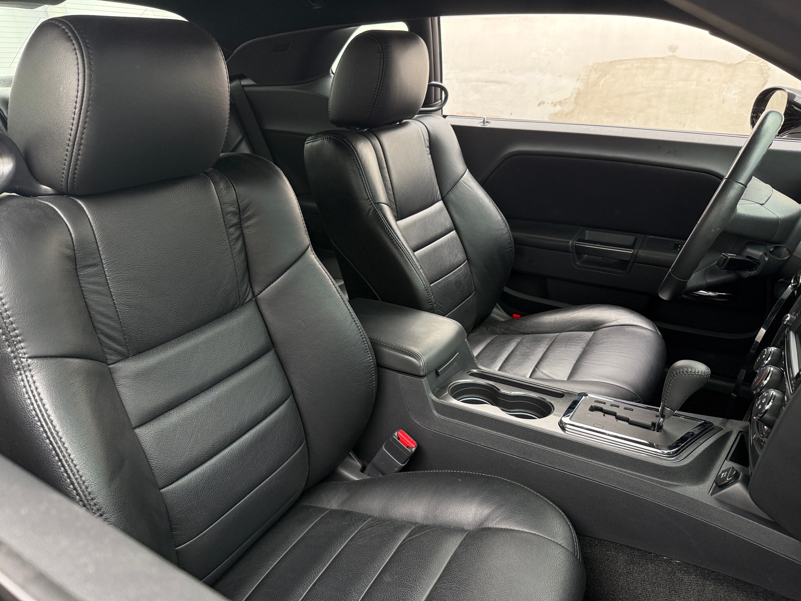 Thumbnail: 2010 Dodge Challenger - 2