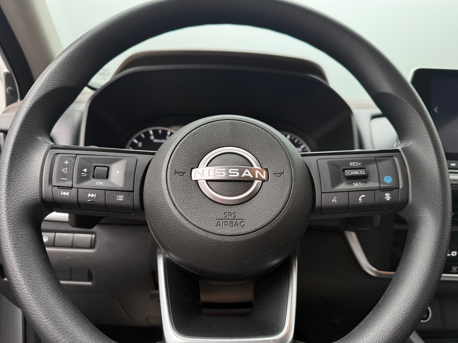 Thumbnail: 2023 Nissan Rogue - 5