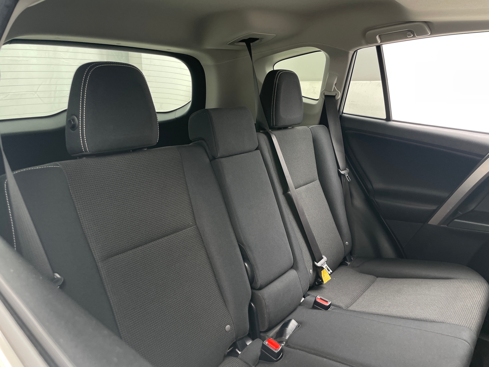 Thumbnail: 2018 Toyota RAV4 - 6