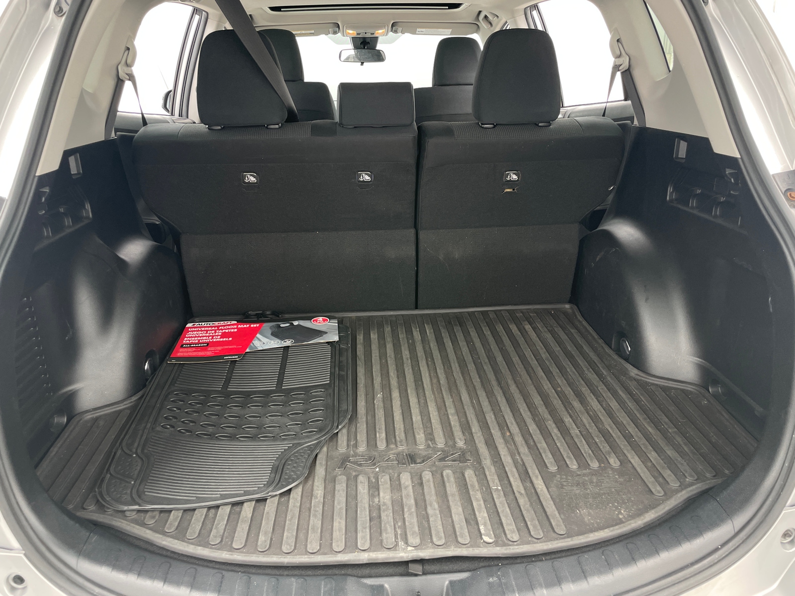Thumbnail: 2018 Toyota RAV4 - 7