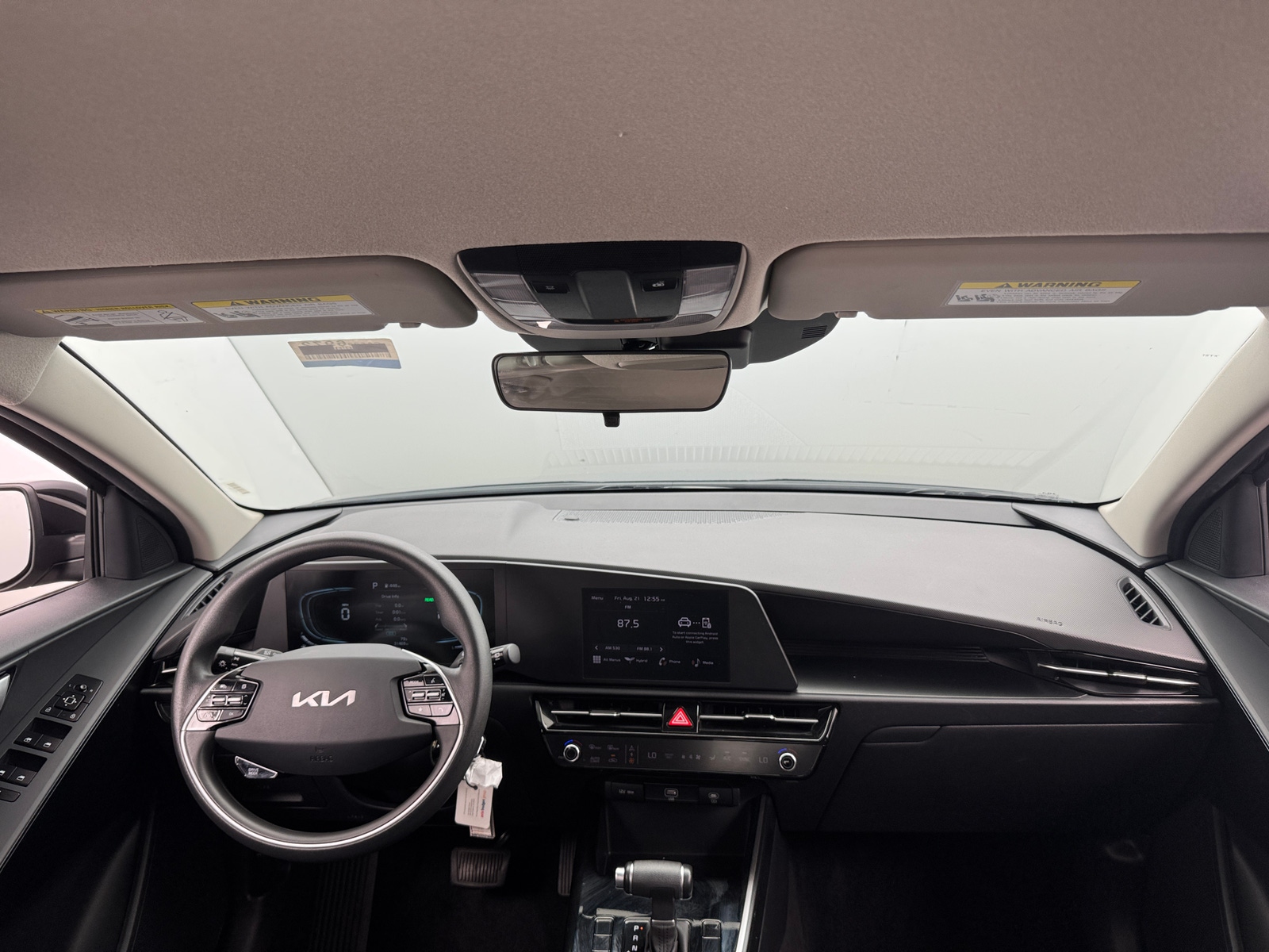 Thumbnail: 2025 Kia Niro - 3