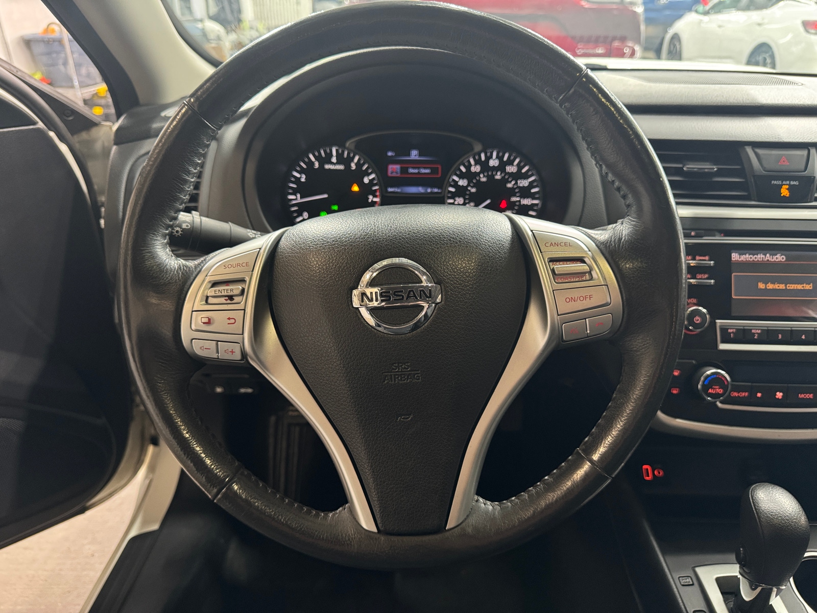 Thumbnail: 2017 Nissan Altima - 5