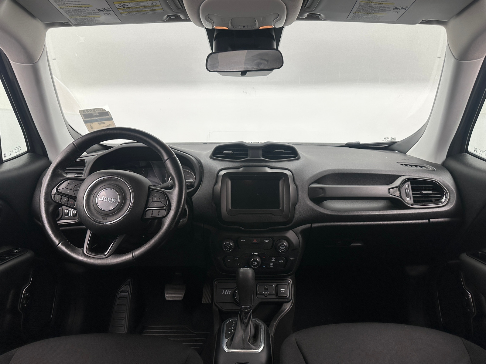 Thumbnail: 2020 Jeep Renegade - 3