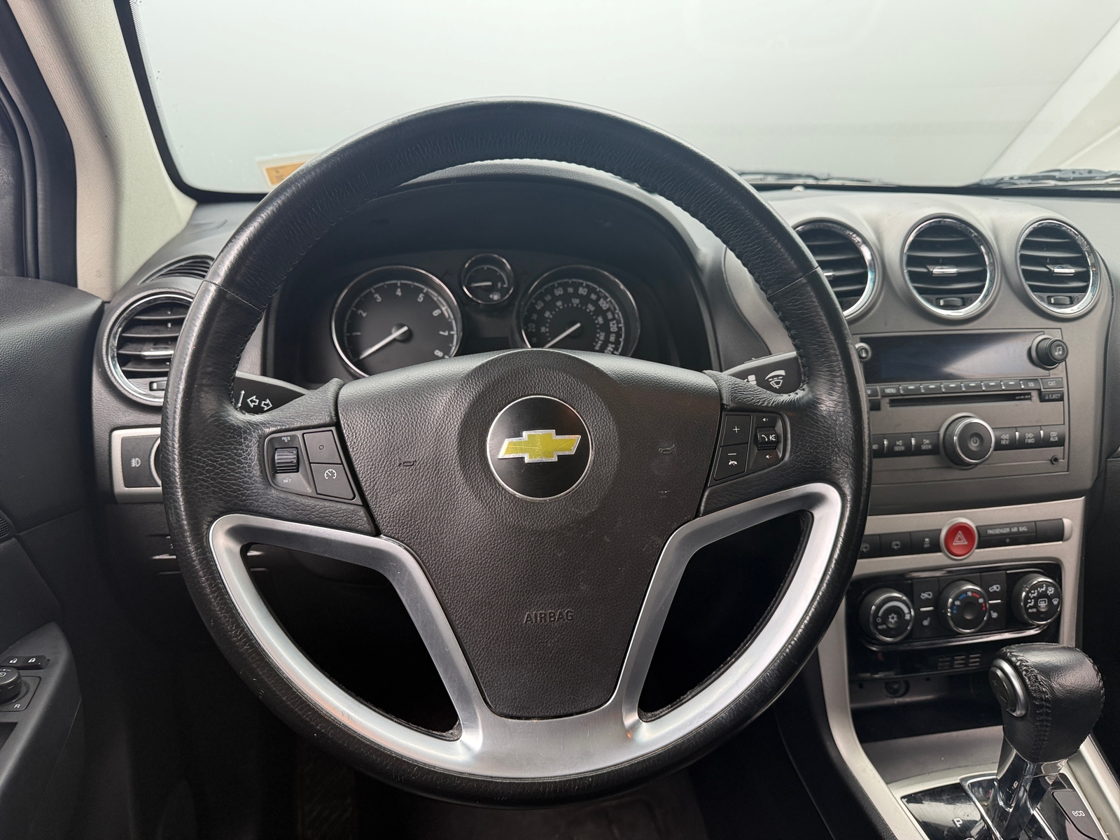 Thumbnail: 2012 Chevrolet Captiva Sport - 3