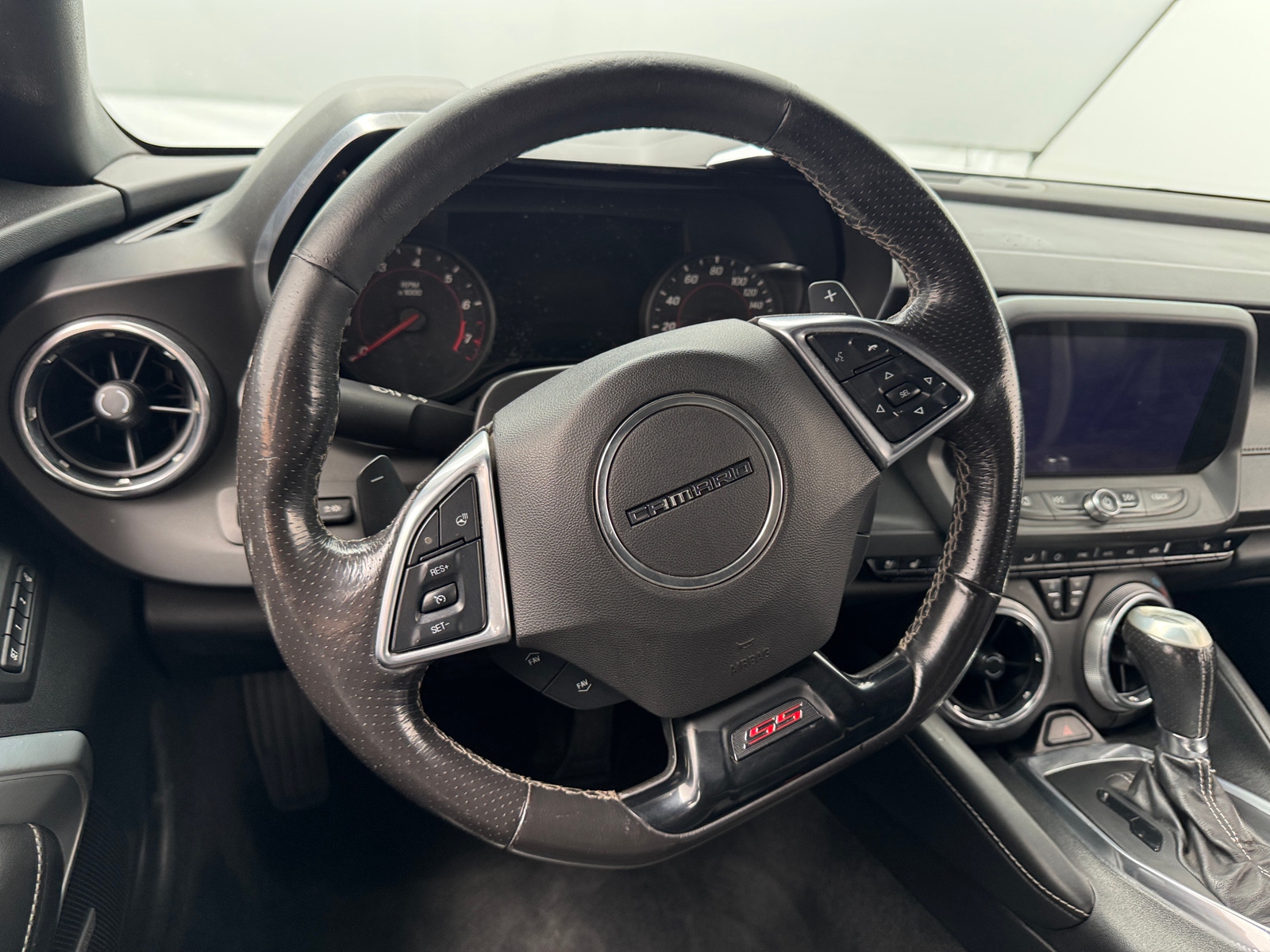 Thumbnail: 2019 Chevrolet Camaro - 4