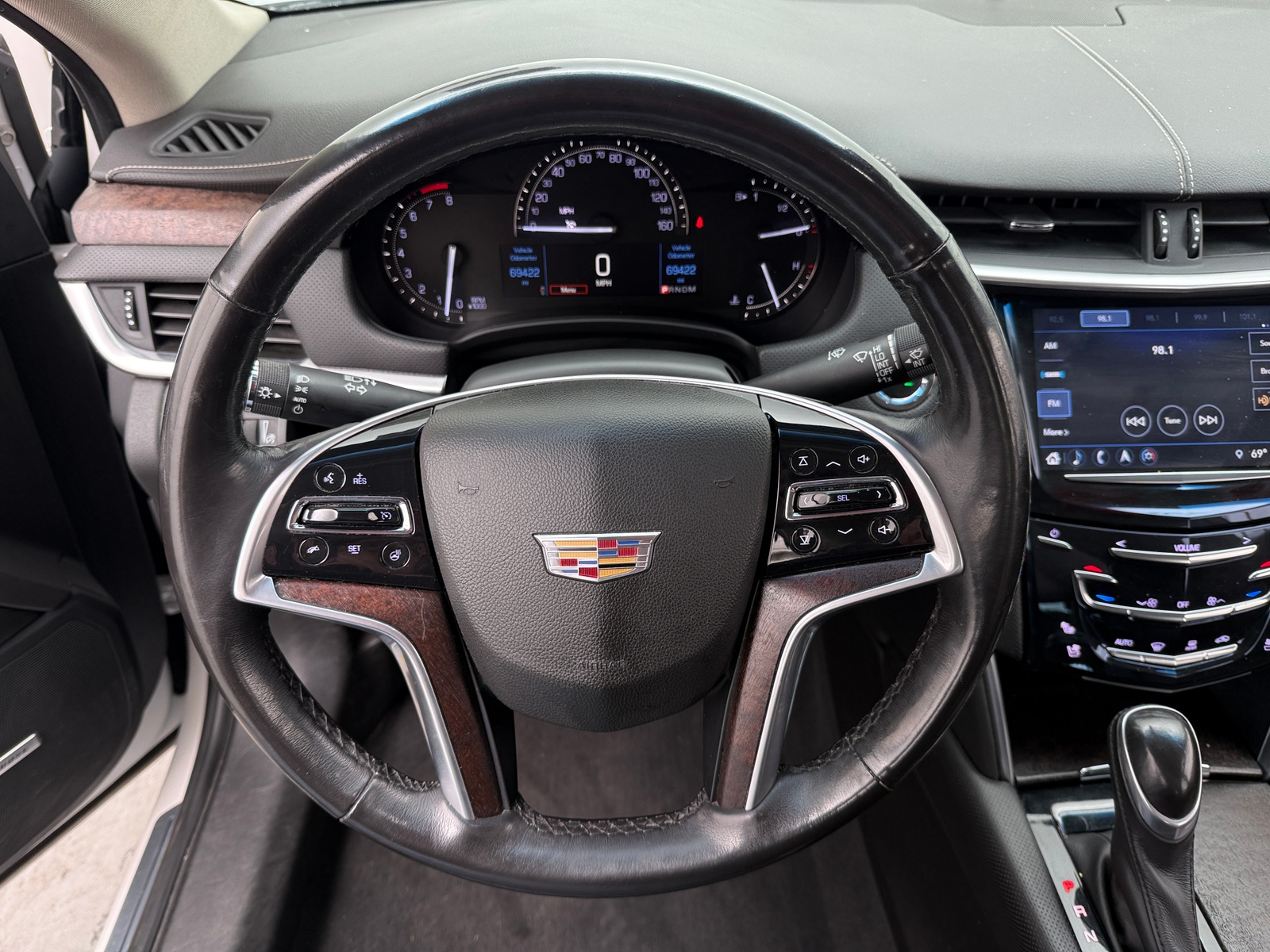 Thumbnail: 2018 Cadillac XTS - 4