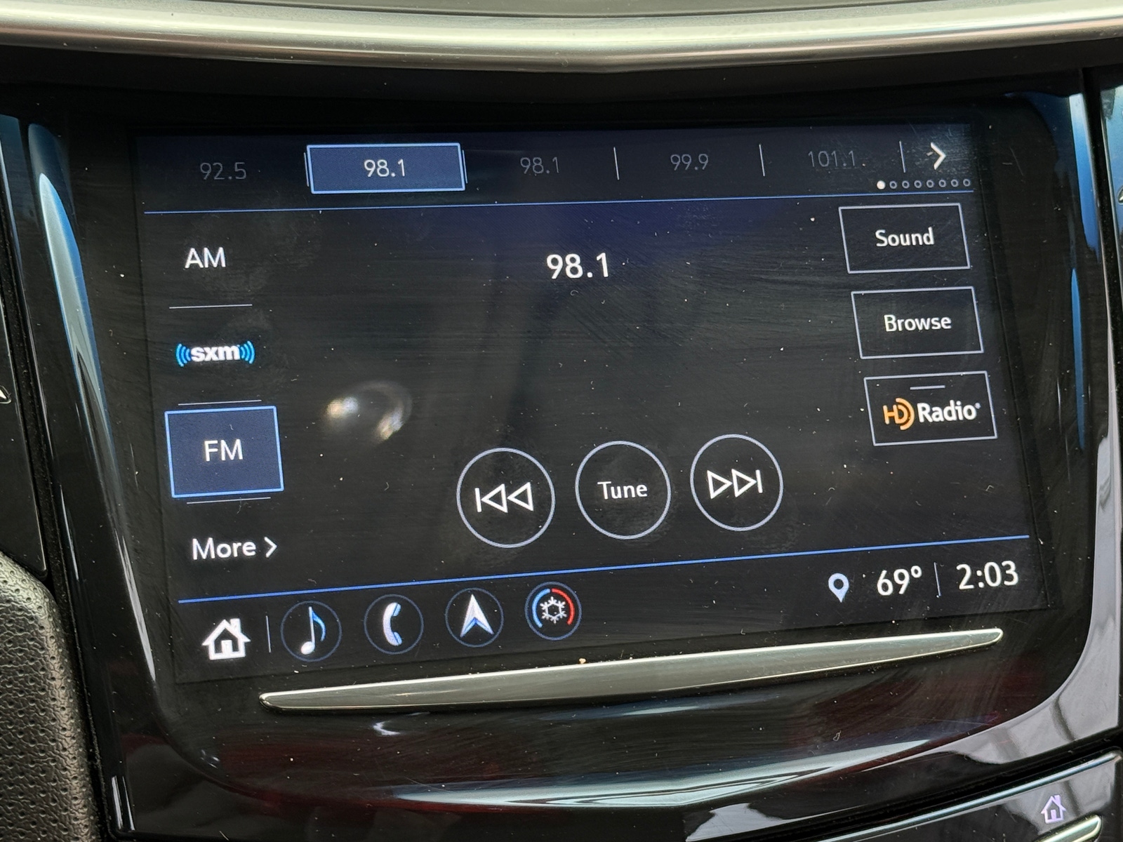 Thumbnail: 2018 Cadillac XTS - 3