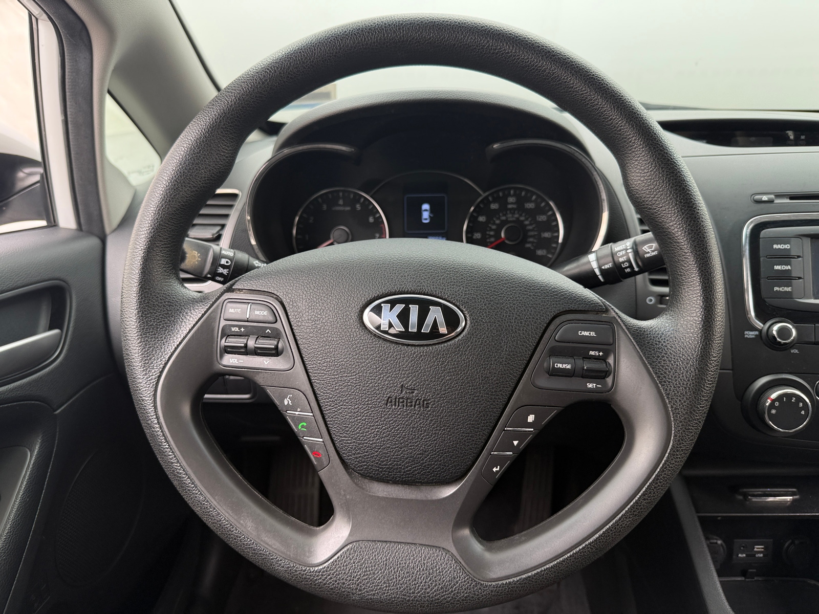 Thumbnail: 2017 Kia Forte - 5