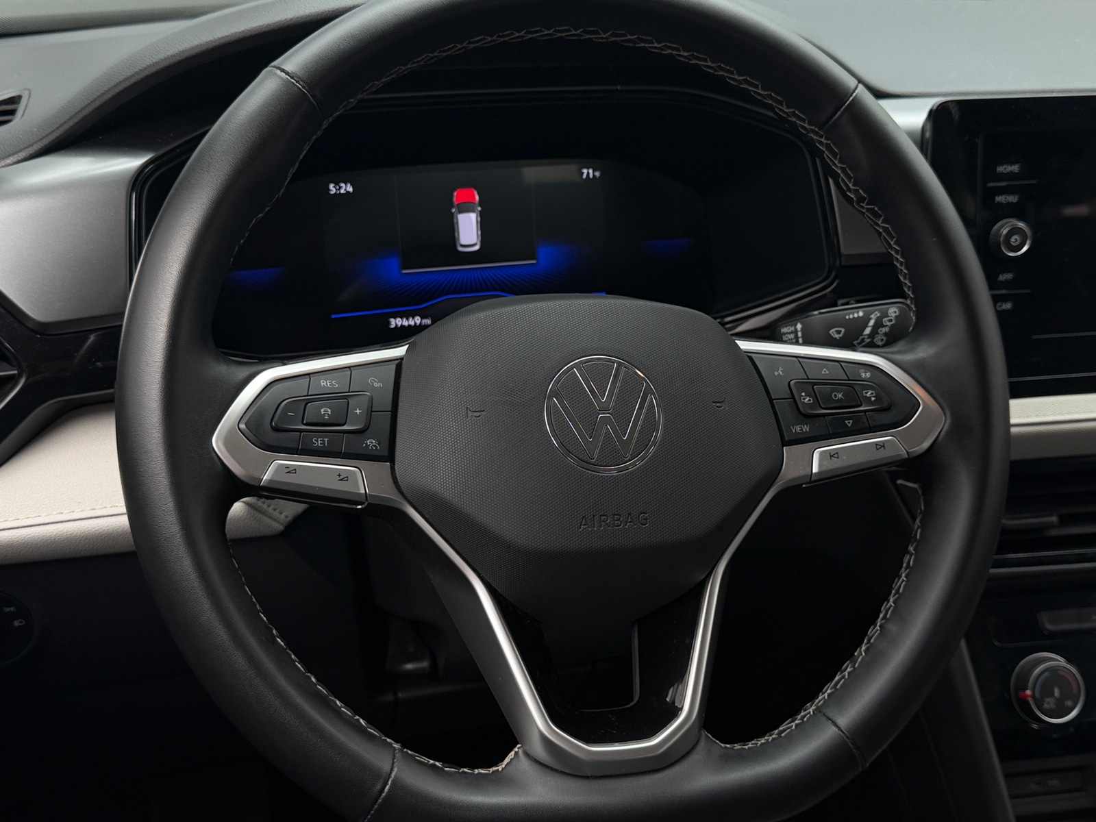 Thumbnail: 2025 Volkswagen Taos - 5