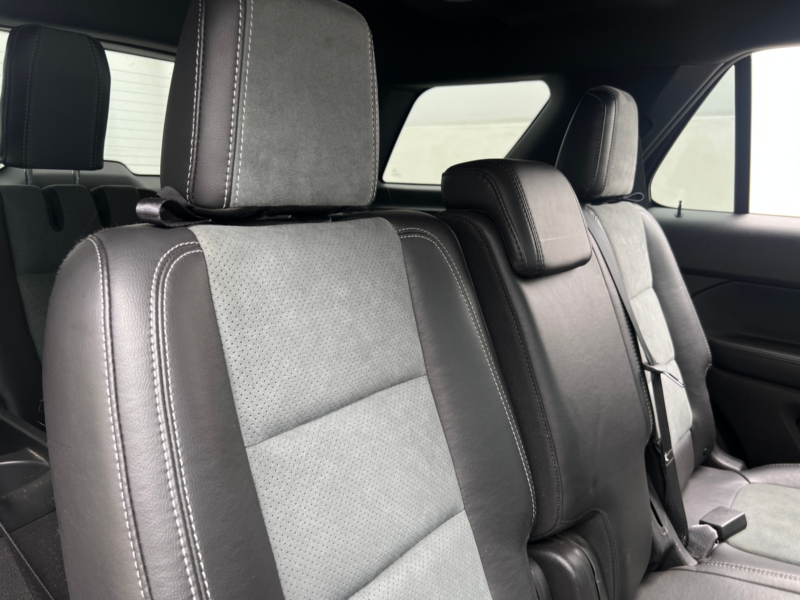 Thumbnail: 2015 Ford Explorer - 6